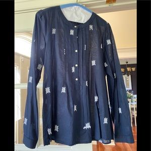 NWOT Loft navy blouse Sz M
